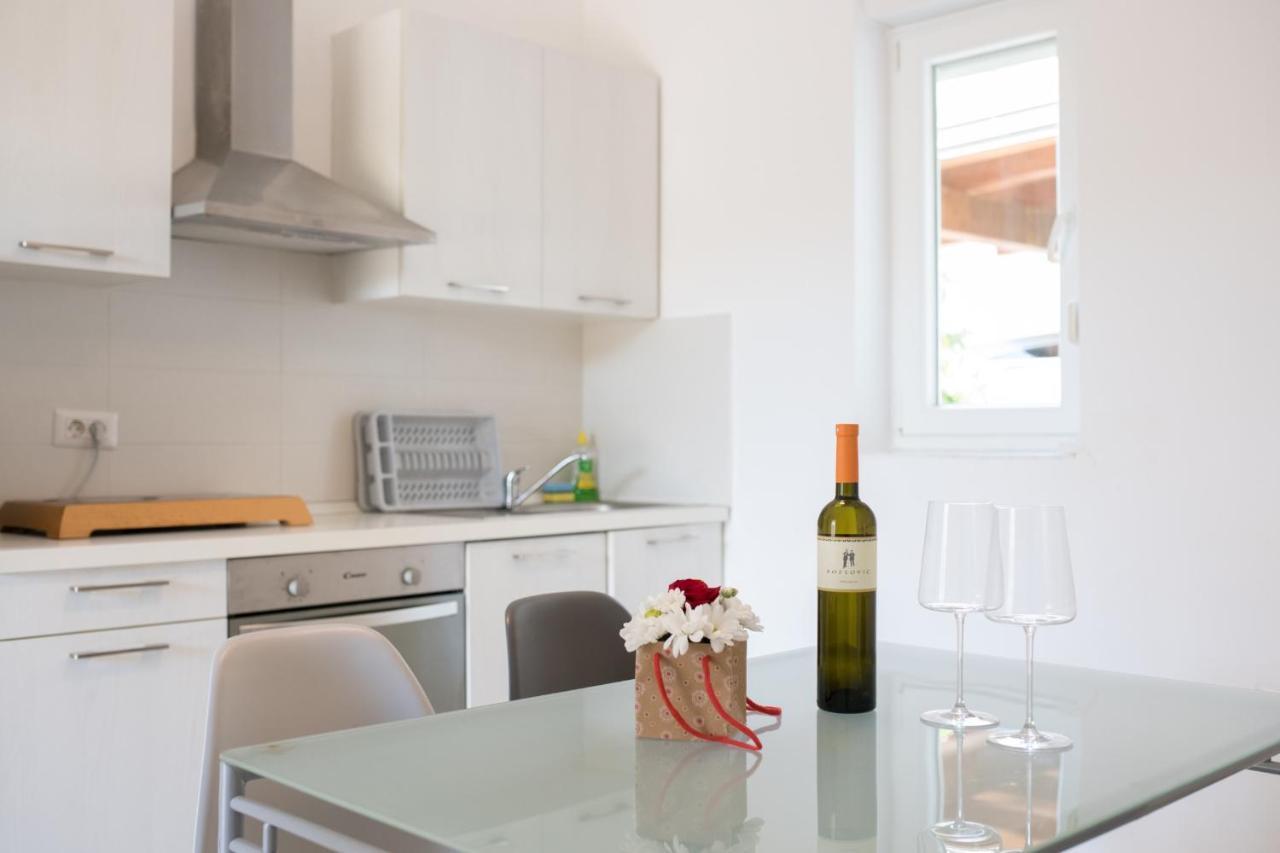 Oliveum Apartments Umag Exterior photo